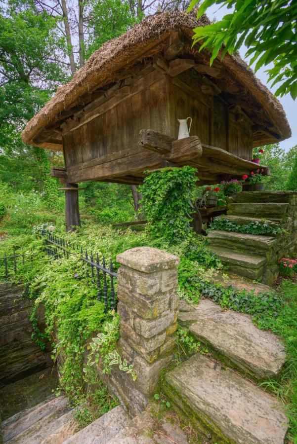 Casa Bouza Guest House Becerrea ภายนอก รูปภาพ