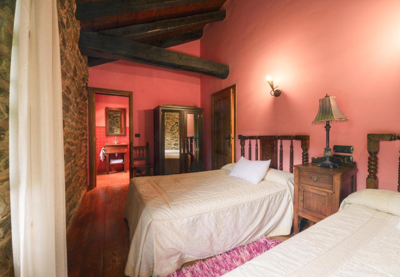 Casa Bouza Guest House Becerrea ภายนอก รูปภาพ